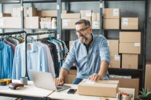 charging for online shipments in fashion shops